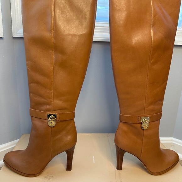 Michael Kors women’s heeled boots in saddle brown leather size 7.5. - Picture 1 of 4